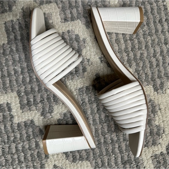 Cushionaire Imrma Strappy Block Heel Sandals - Picture 5 of 10